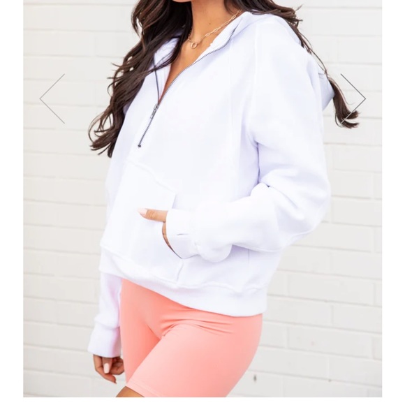 NWOT White Sweatshirt - Picture 3 of 14